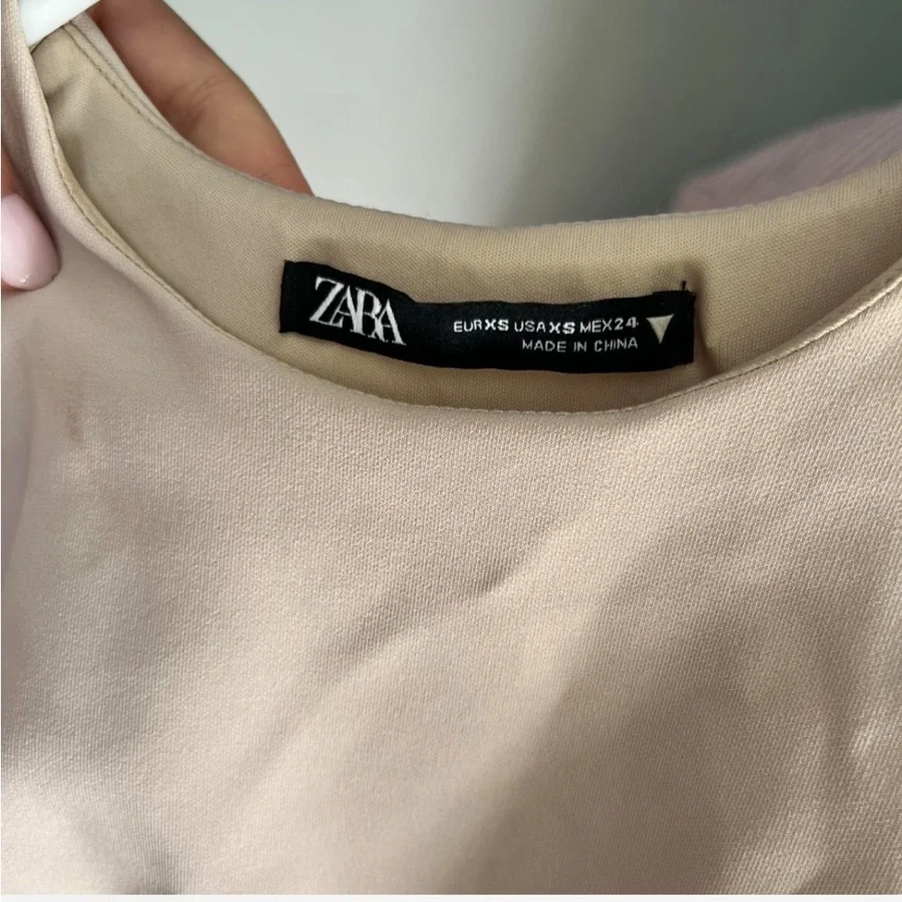Zara cut out top (only worn once) - Picture 3 of 4